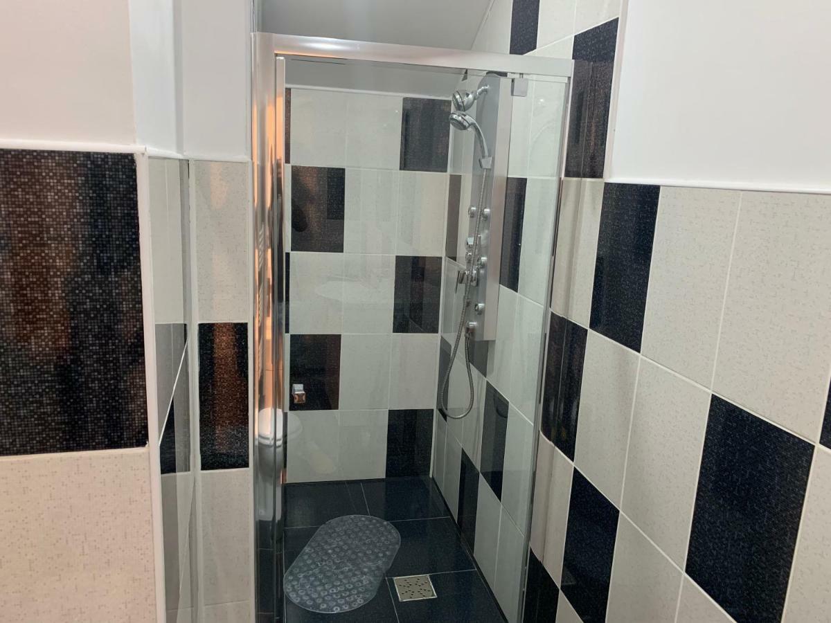 בראשוב Luxury Accommodation Republicii מראה חיצוני תמונה
