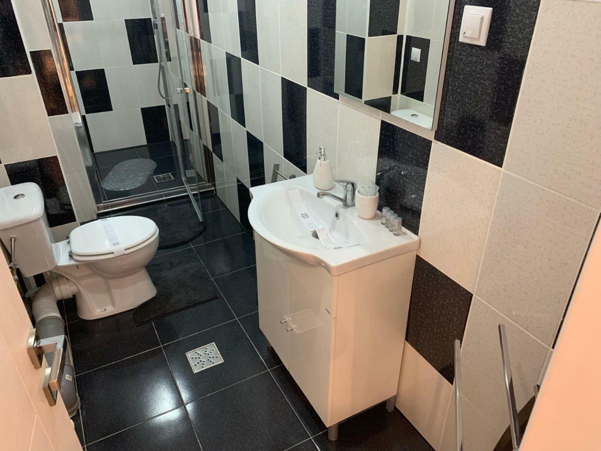 בראשוב Luxury Accommodation Republicii מראה חיצוני תמונה